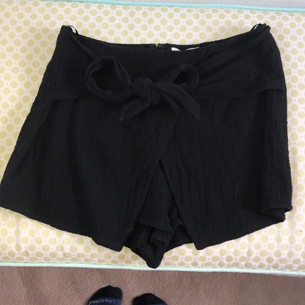 Cotton candy la black skort